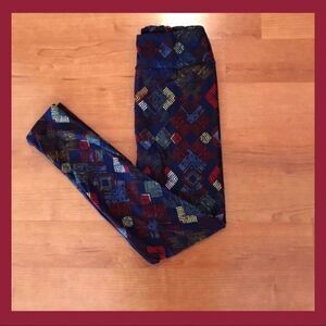 NWOT. LulaRoe One Size leggings